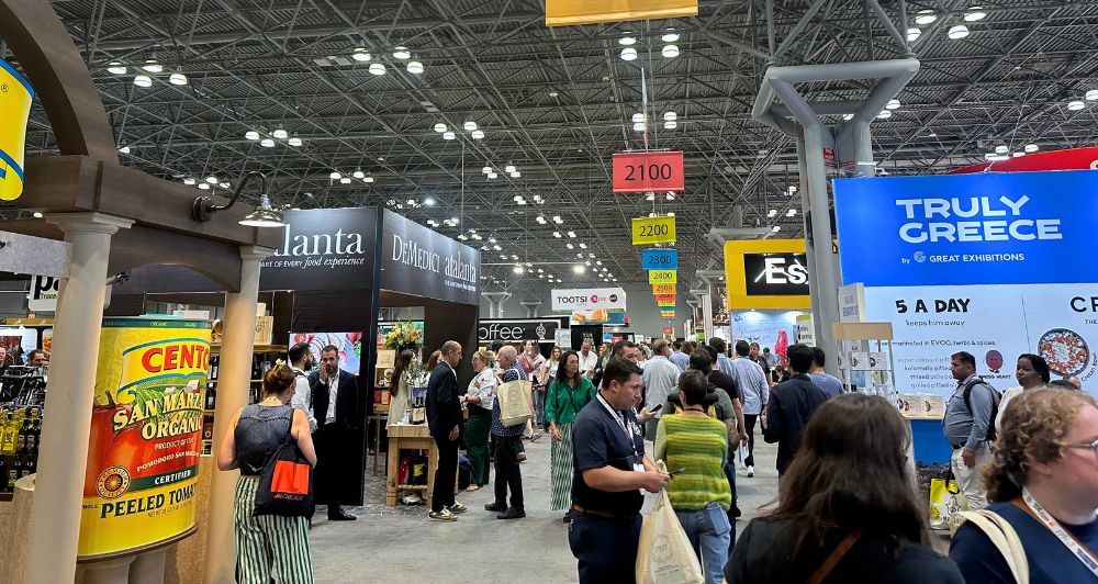 From NYC to Your Cart: The DTC Food & Beverage Trends Shaping 2025
