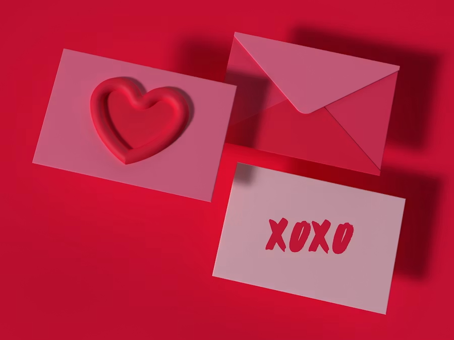 Pink envelope and cards with heart and "XOXO" for holiday planning.